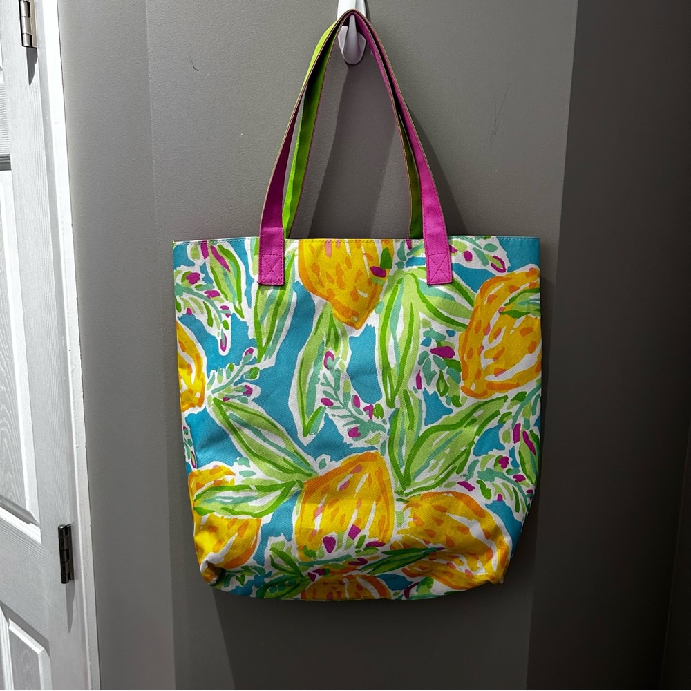 Lilly Pulitzer for Estée Lauder Lemon Print Tote Bag - Picture 5 of 7